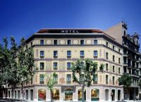 4-Sterne-Hotel EIXAMPLE 1864 im Stadtzentrum Barcelona <br /> Grosser Preis von Katalonien motogp<br /> Kombipack für den Katalonien GP Barcelona motogp