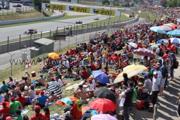 Stehplatz Zone der Kurve 8<br>Circuit de Barcelona-Catalunya <br> Grosser Preis F1 Spanien